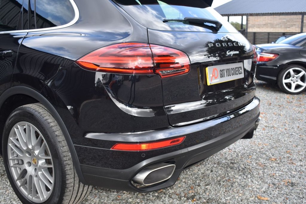 Used Porsche Cayenne 2015 for sale - 77567550: Photo 18