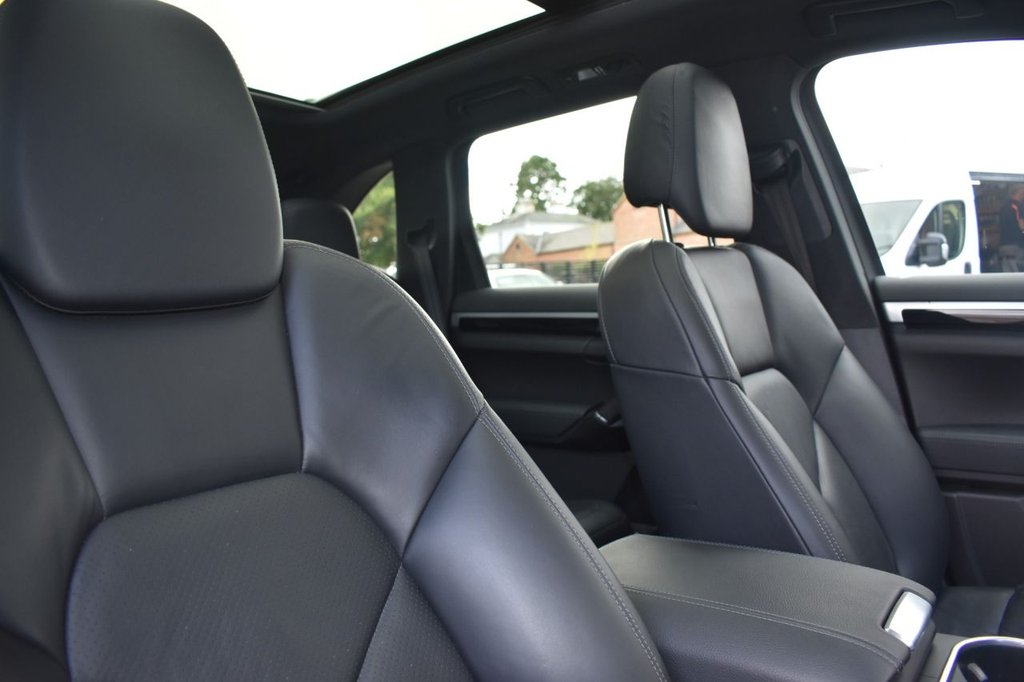 Used Porsche Cayenne 2015 for sale - 77567550: Photo 21