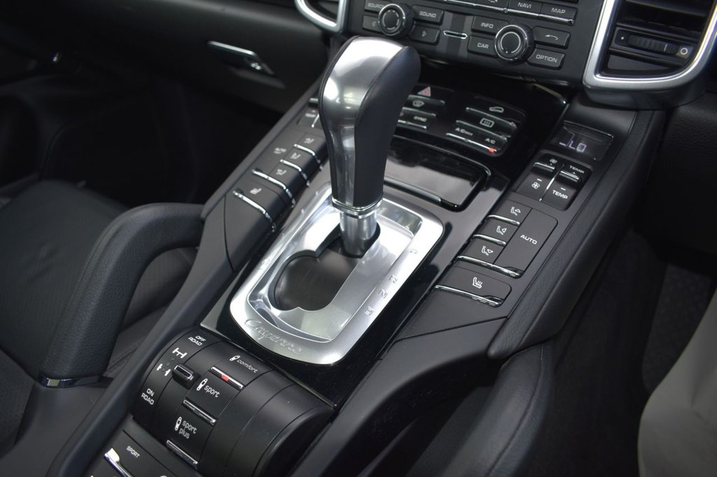 Used Porsche Cayenne 2015 for sale - 77567550: Photo 25