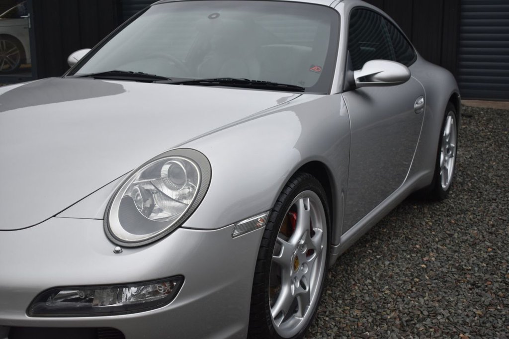 Used Porsche 911 2007 for sale - 77567559: Photo 16