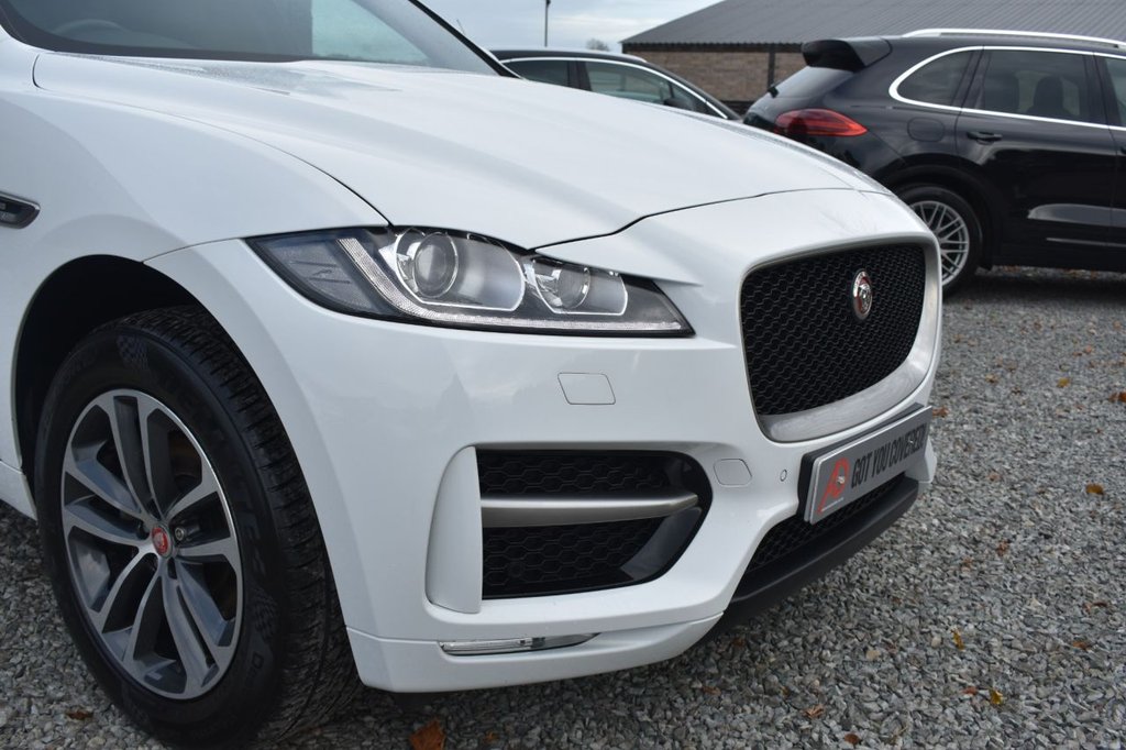 Used Jaguar F-Pace 2017 for sale - 76469786: Photo 8
