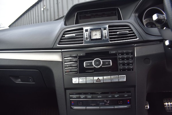 Used Mercedes-Benz E-Class 2014 for sale - 76105438: Photo 18