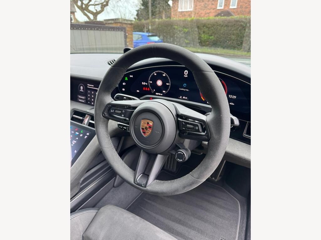 Used Porsche Taycan 2022 for sale - 77592529: Photo 11