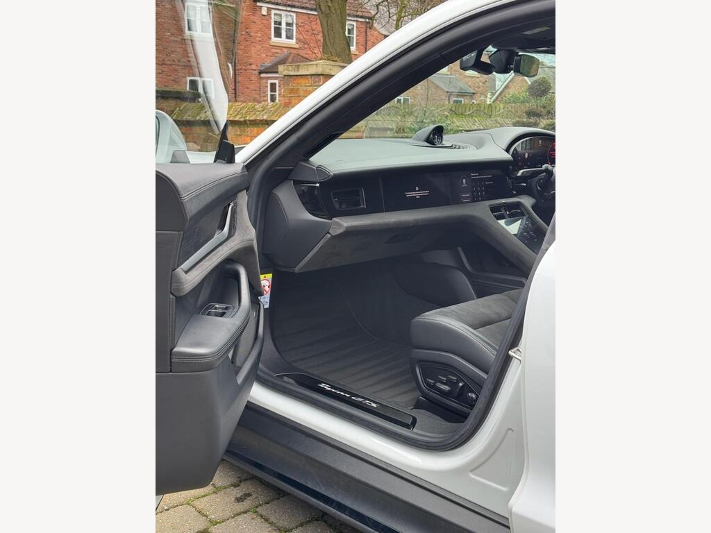 Used Porsche Taycan 2022 for sale - 77592529: Photo 15