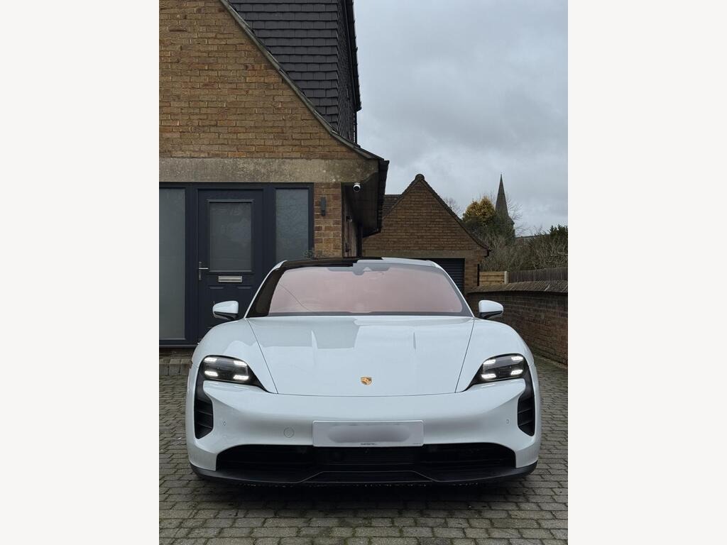 Used Porsche Taycan 2022 for sale - 77592529: Photo 2