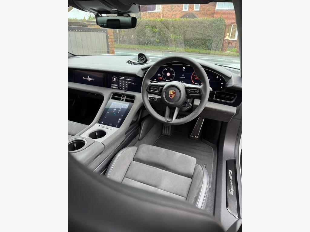 Used Porsche Taycan 2022 for sale - 77592529: Photo 8