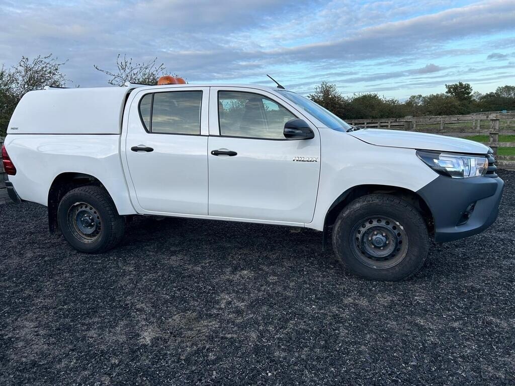 Used Toyota Hilux 2019 for sale - 77592912: Photo 4
