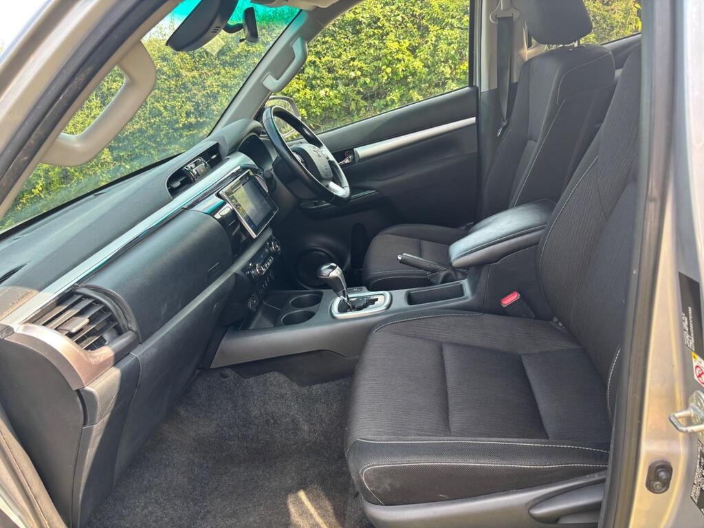 Used Toyota Hilux 2018 for sale - 77593073: Photo 13