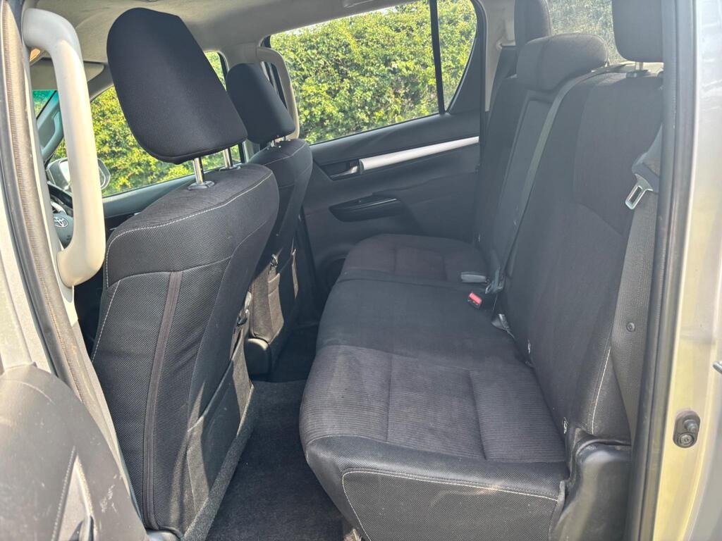Used Toyota Hilux 2018 for sale - 77593073: Photo 15