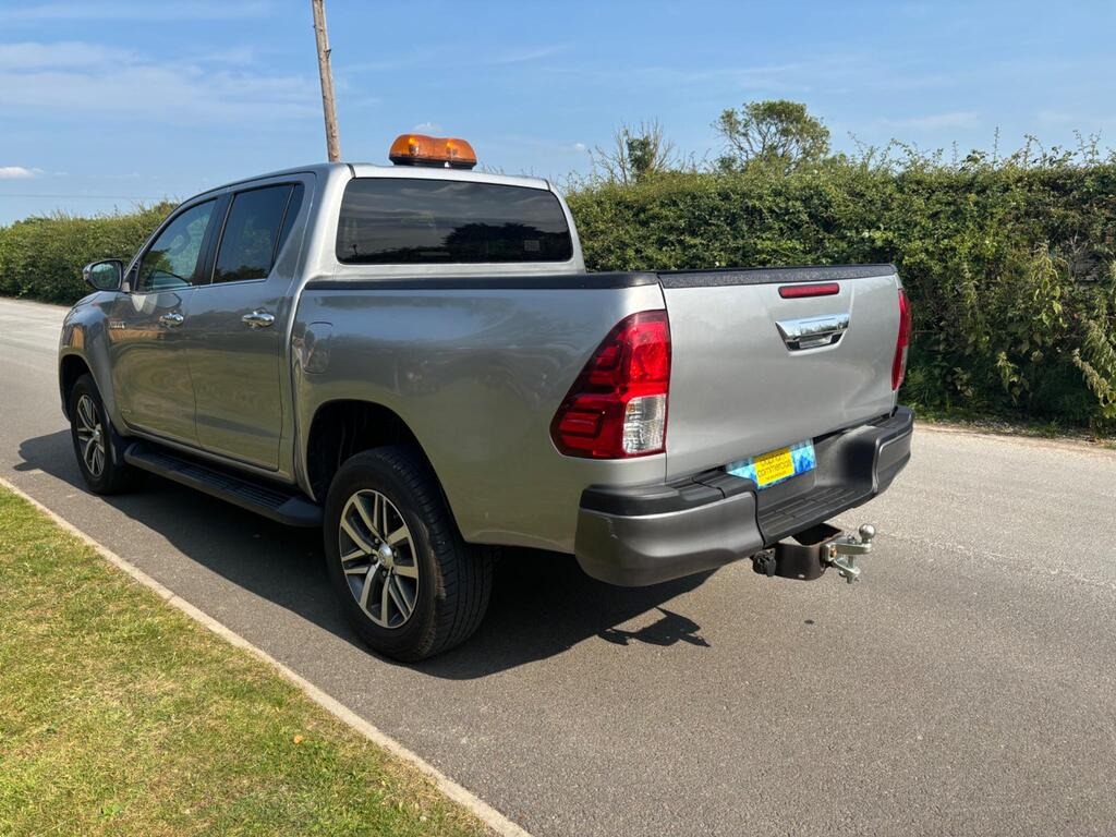 Used Toyota Hilux 2018 for sale - 77593073: Photo 7