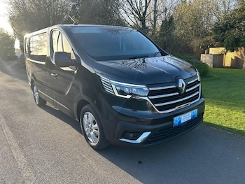 Renault Trafic feature image