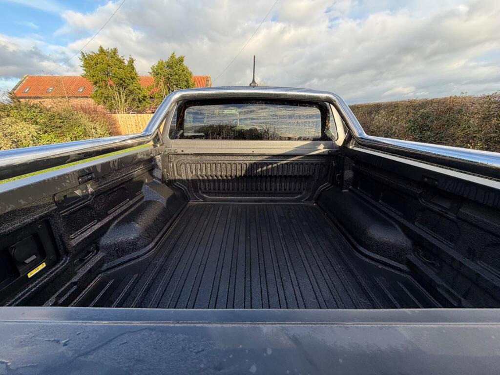 Used Volkswagen Amarok 2025 for sale - 77989369: Photo 5