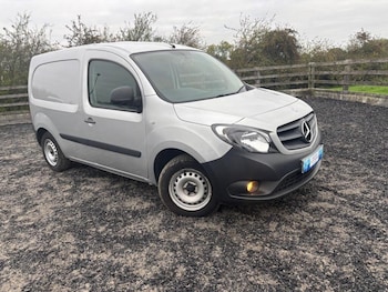 Used Mercedes-Benz Citan 2018 for sale - 77592410: Photo