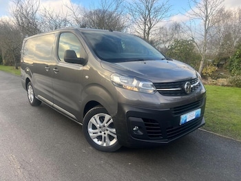 Vauxhall Vivaro feature image