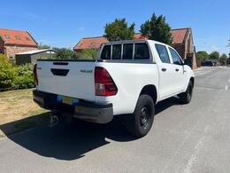 Used Toyota Hilux 2020 for sale - 75261832: Photo 8