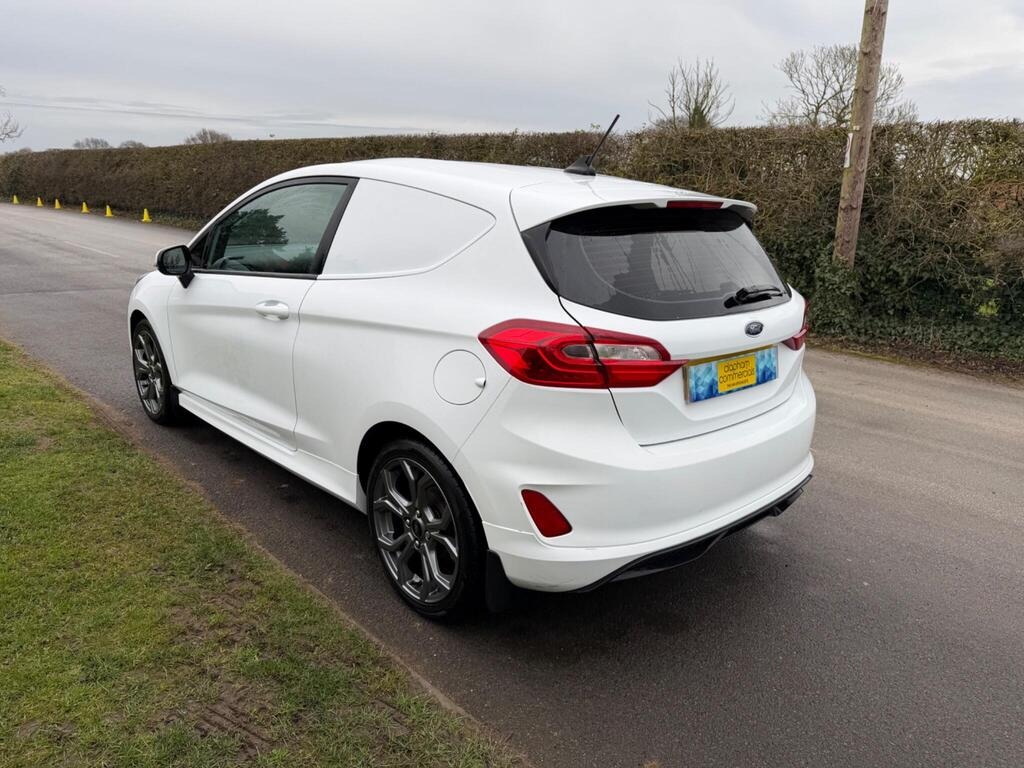 Used Ford Fiesta 2019 for sale - 77639243: Photo 5