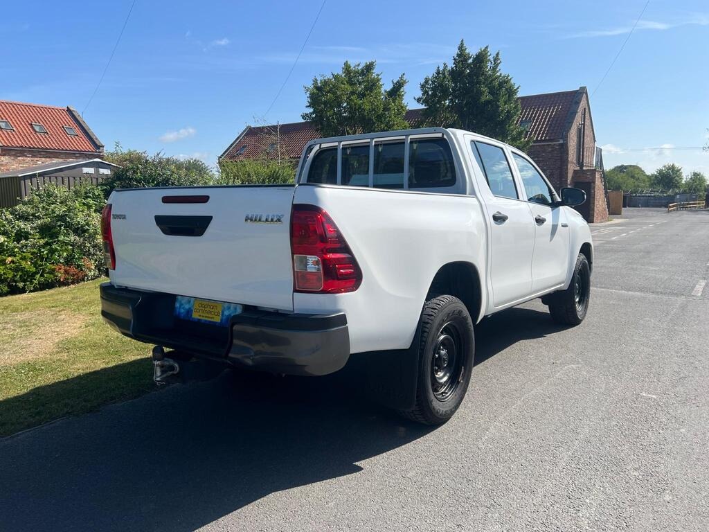Used Toyota Hilux 2021 for sale - 77592925: Photo 3