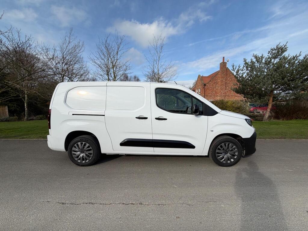 Used Citroen Berlingo 2025 for sale - 77691641: Photo 2