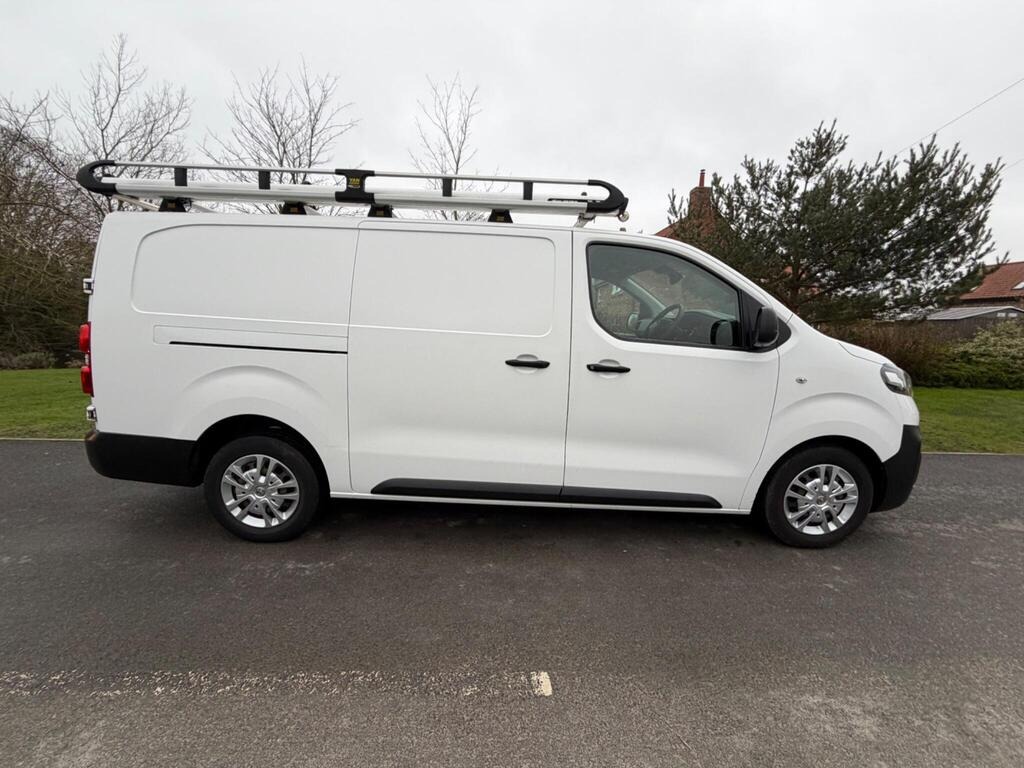 Used Vauxhall Vivaro 2019 for sale - 77604491: Photo 2