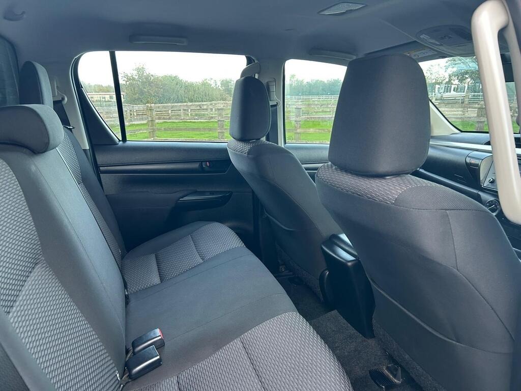 Used Toyota Hilux 2021 for sale - 77593066: Photo 10