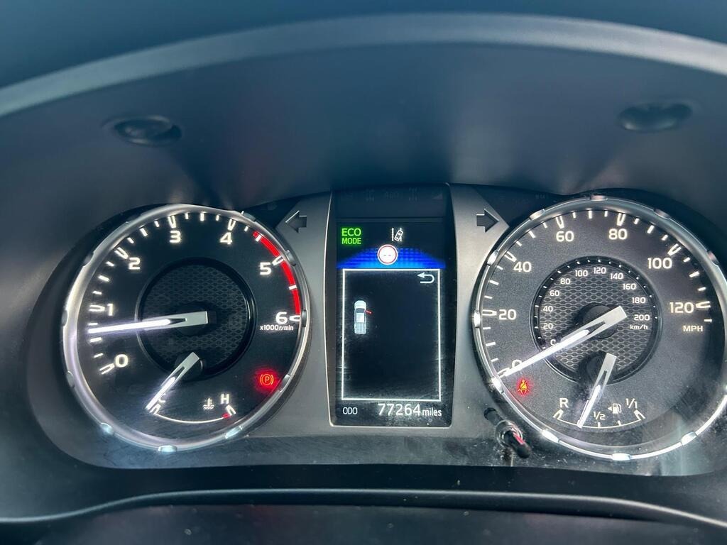 Used Toyota Hilux 2021 for sale - 77593066: Photo 11