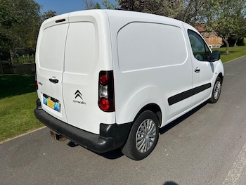 Used Citroen Berlingo 2017 for sale - 78456781: Photo