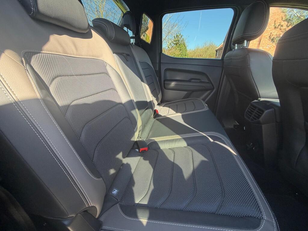 Used Volkswagen Amarok 2024 for sale - 78131554: Photo 8