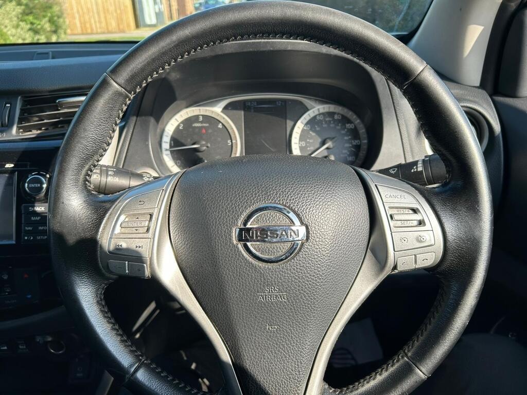 Used Nissan Navara 2018 for sale - 77831442: Photo 14