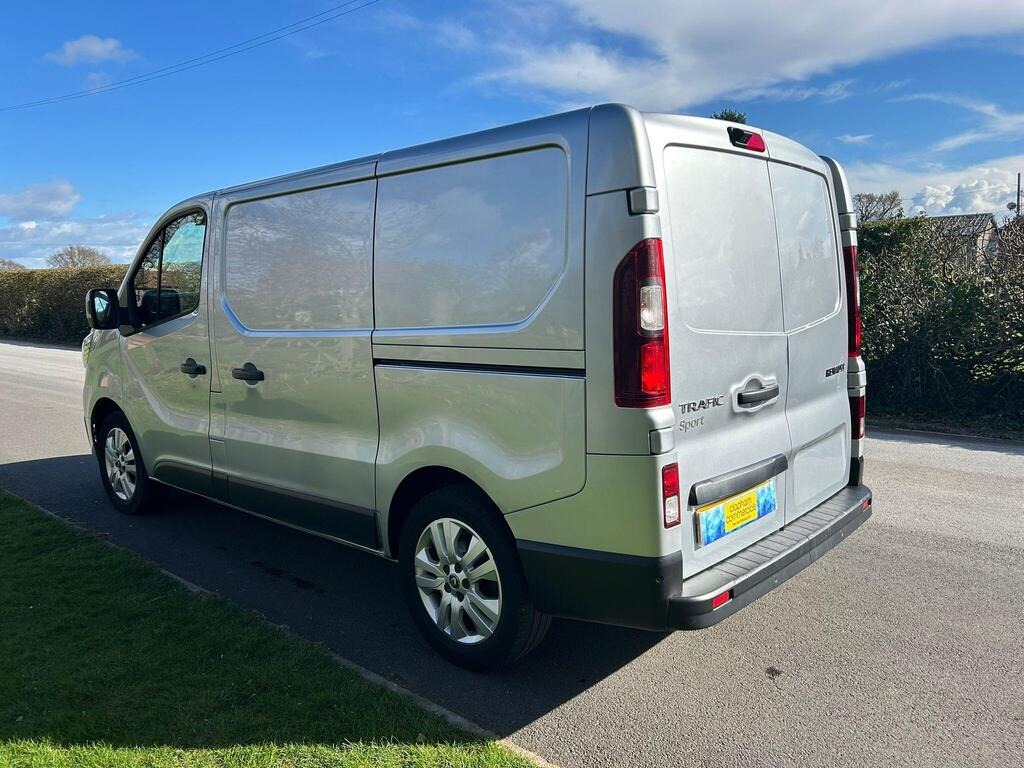 Used Renault Trafic 2023 for sale - 78032142: Photo 9