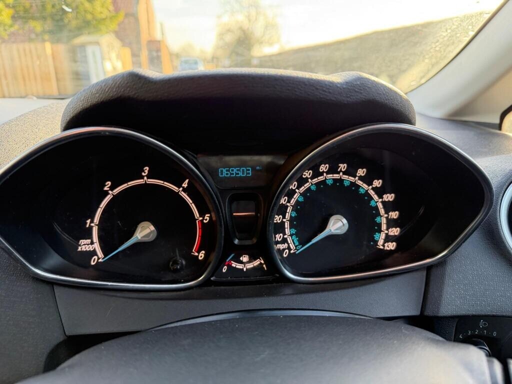 Used Ford Fiesta 2015 for sale - 77732895: Photo 13