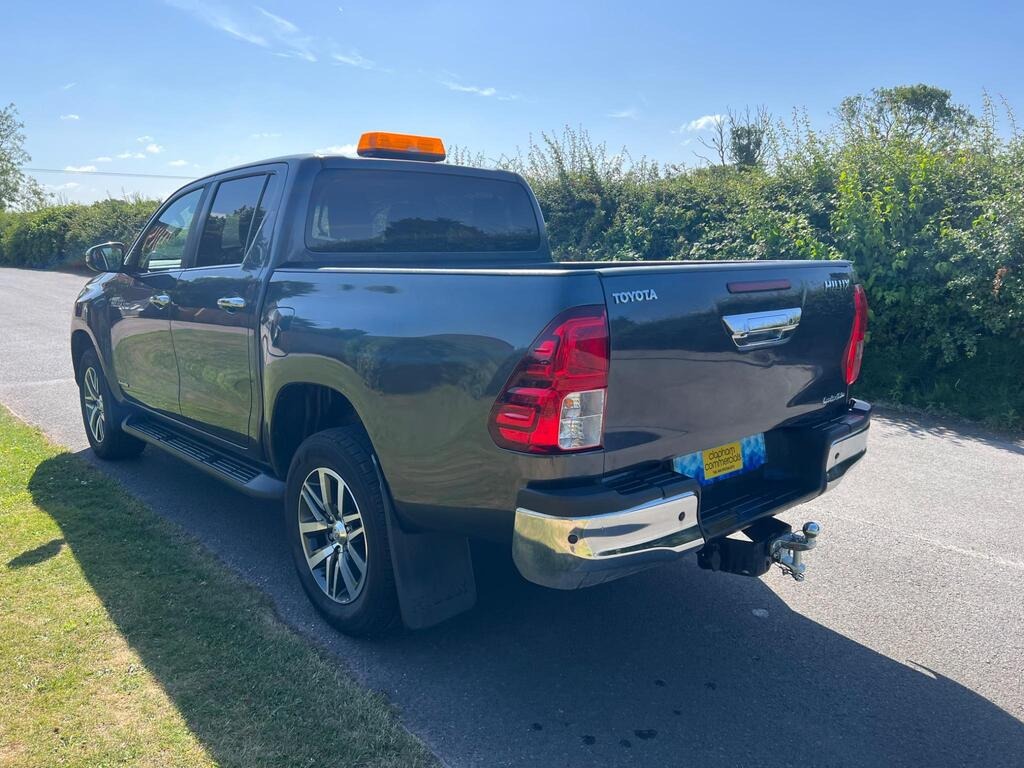 Used Toyota Hilux 2020 for sale - 77593082: Photo 8
