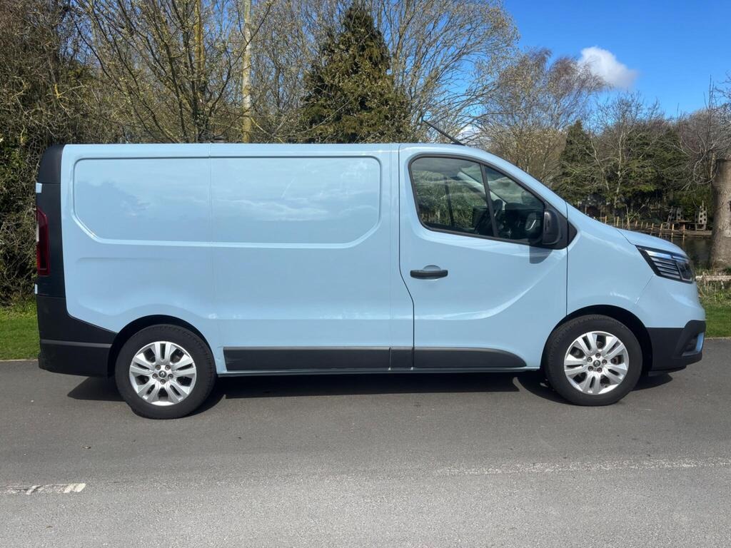 Used Renault Trafic 2023 for sale - 78032101: Photo 3