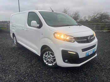 Vauxhall Vivaro feature image