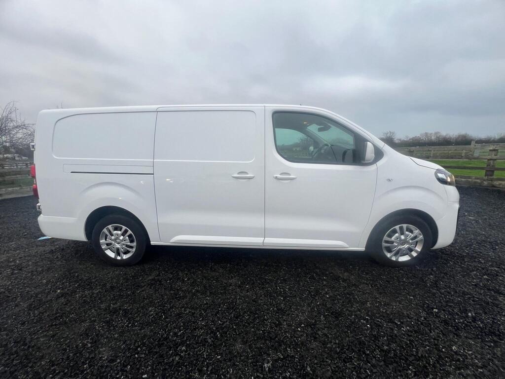 Used Vauxhall Vivaro 2021 for sale - 77604495: Photo 2