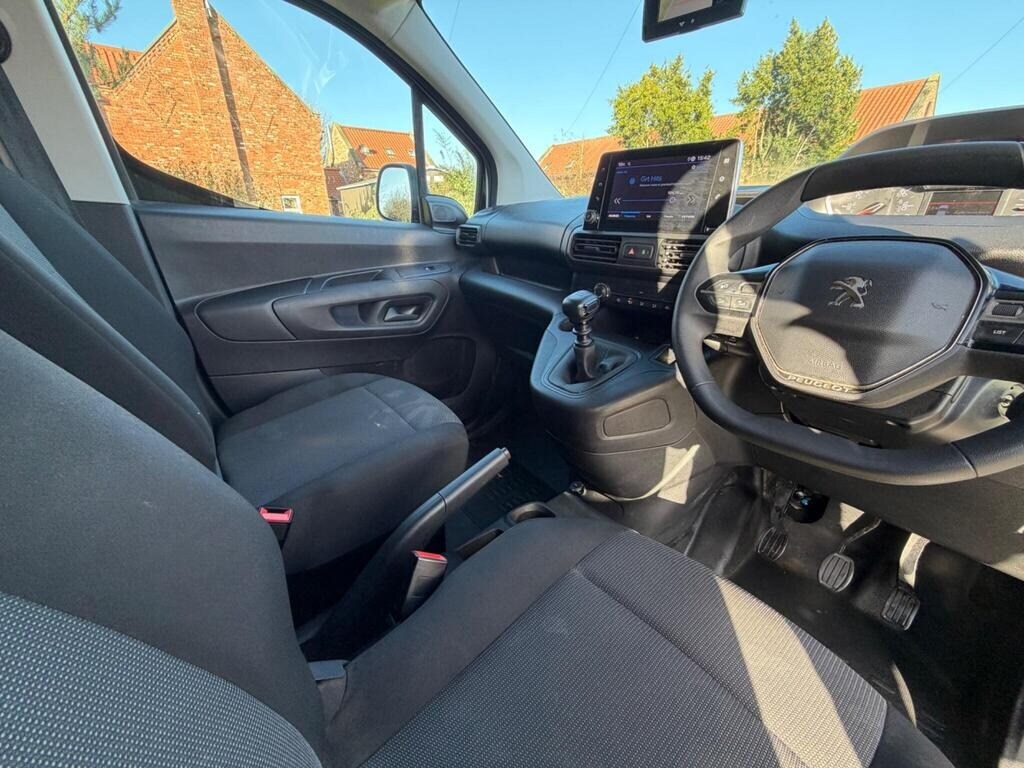 Used Peugeot Partner 2023 for sale - 77732909: Photo 9