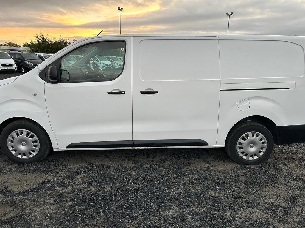 Used Vauxhall Vivaro 2020 for sale - 77606816: Photo 5