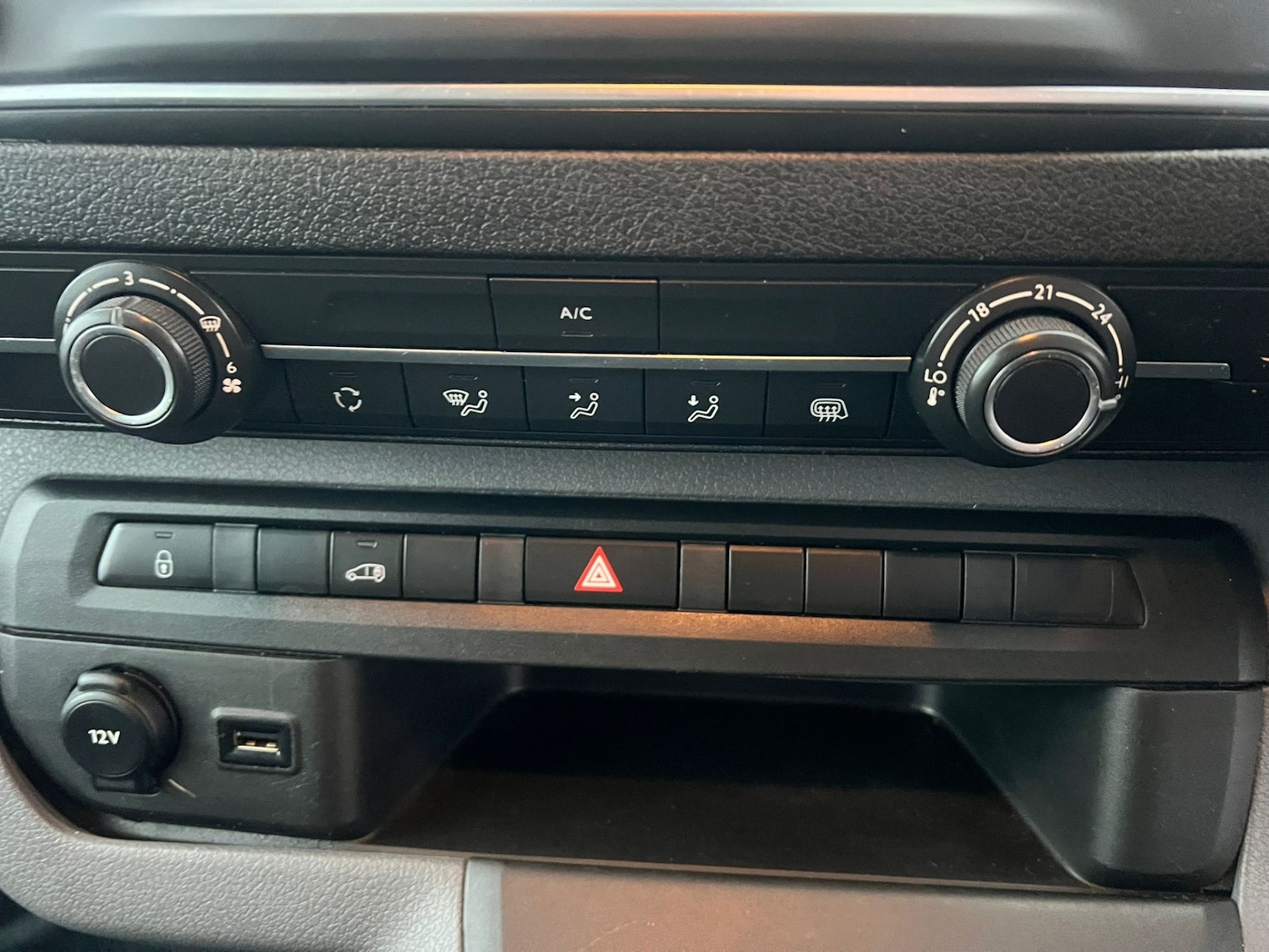 Used Peugeot Expert 2021 for sale - 77650013: Photo 10