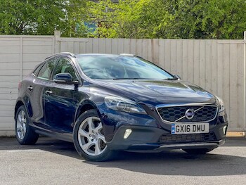Used Volvo V40 2016 for sale - 78108285: Photo