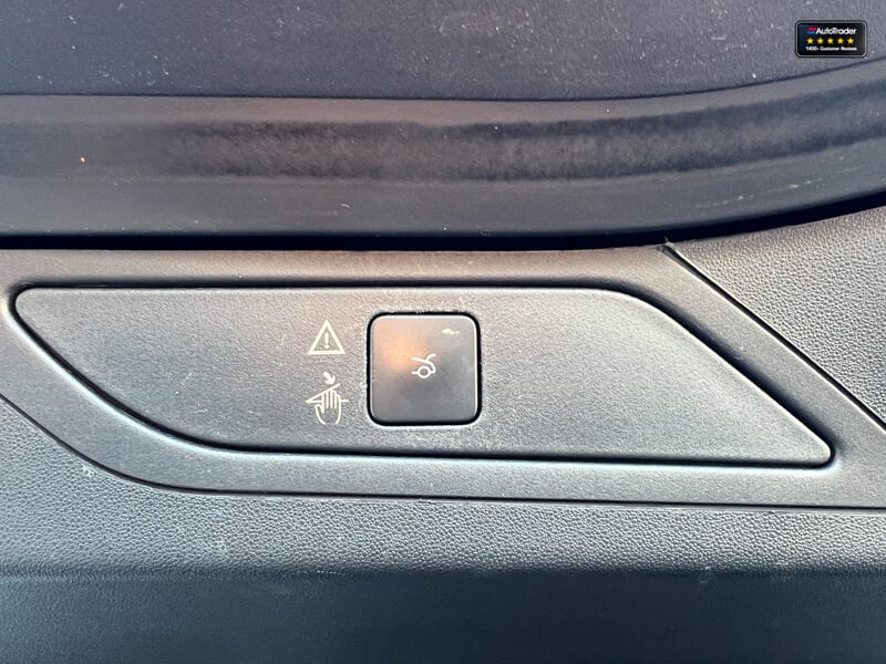 Used Citroen C4 Picasso 2018 for sale - 77042056: Photo 11