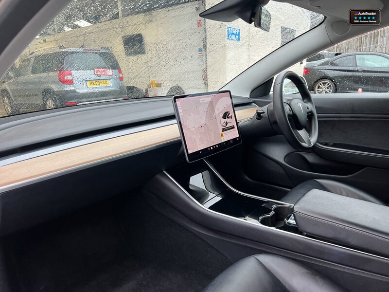 Used Tesla Model 3 2019 for sale - 77069871: Photo 12