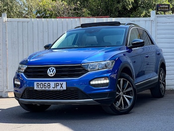 Used Volkswagen T-Roc 2018 for sale - 75425981: Photo