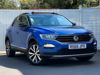 Used Volkswagen T-Roc 2018 for sale - 75425981: Photo