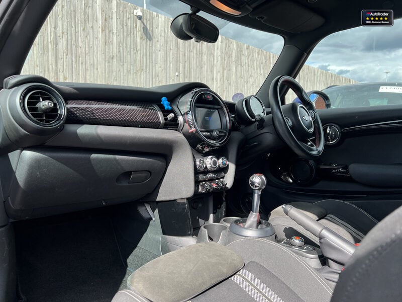 Used MINI Hatch 2018 for sale - 77041943: Photo 11