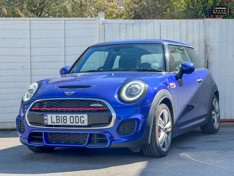 Used MINI Hatch 2018 for sale - 77041943: Photo 2
