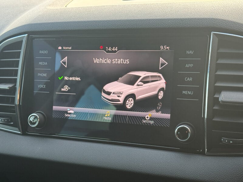 Used Skoda Karoq 2020 for sale - 77283917: Photo 29