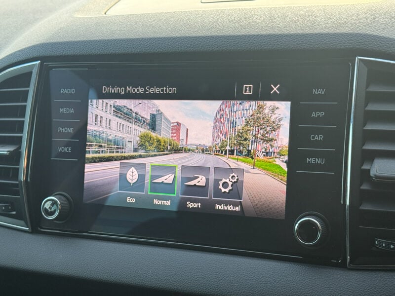 Used Skoda Karoq 2020 for sale - 77283917: Photo 38