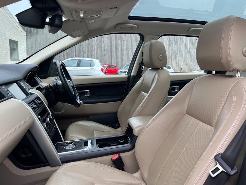 Used Land Rover Discovery Sport 2015 for sale - 77776441: Photo 24