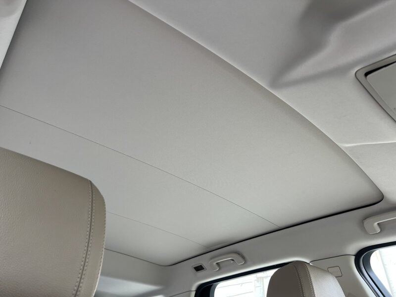 Used Land Rover Discovery Sport 2015 for sale - 77776441: Photo 44