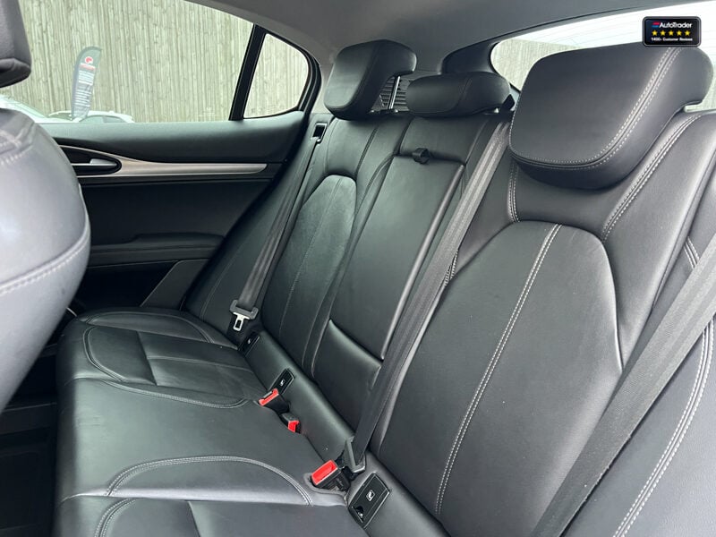 Used Alfa Romeo Stelvio 2018 for sale - 77042004: Photo 14