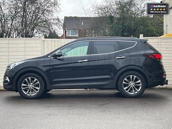 Used Hyundai Santa Fe 2017 for sale - 77283915: Photo